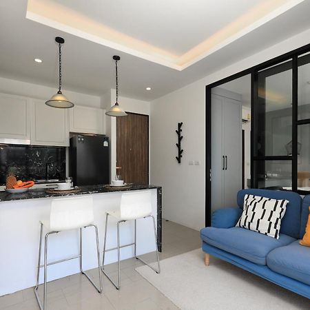 The Sea View Room In Palmyrah Surin By Holy Cow Exterior foto
