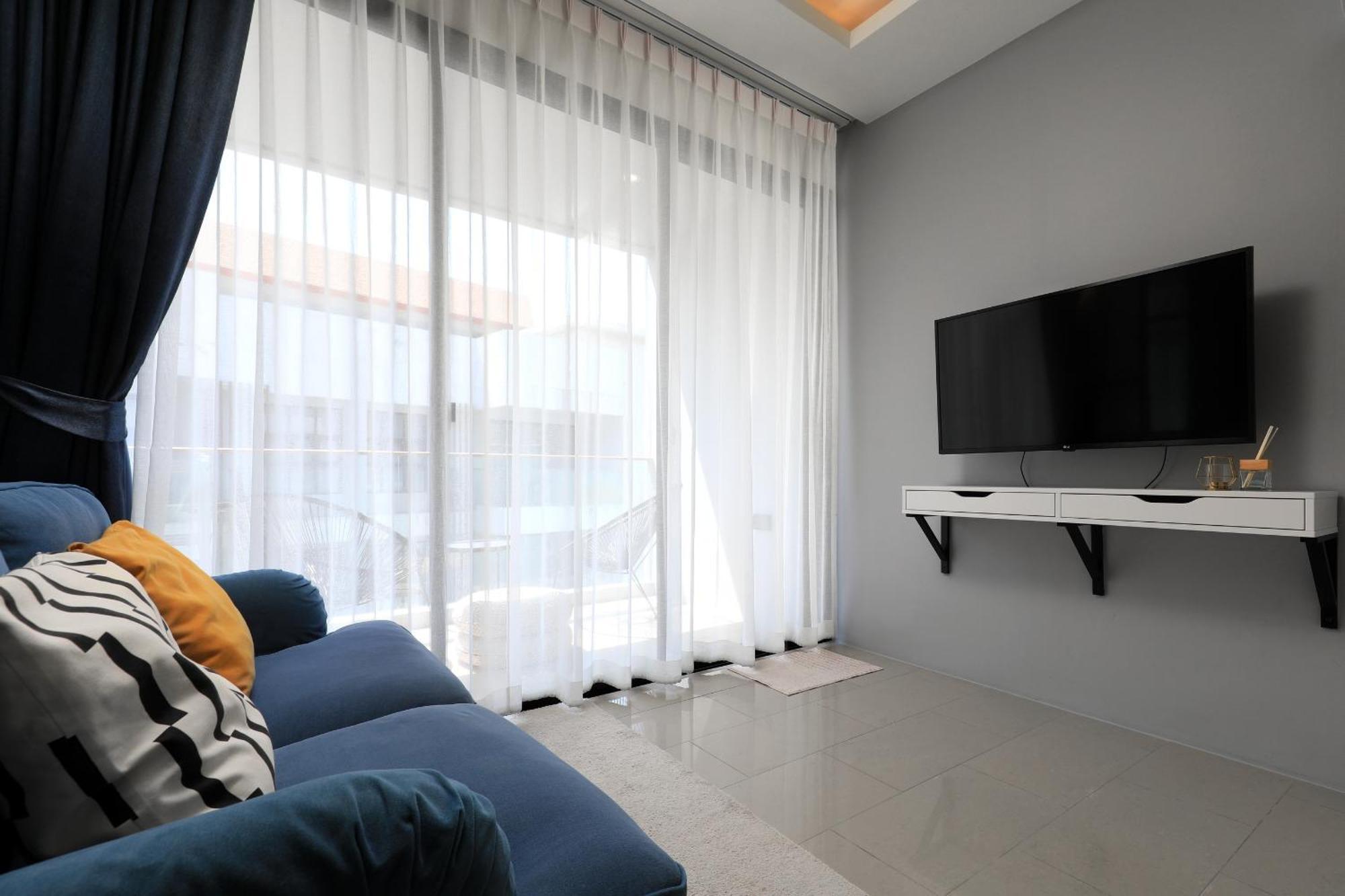 The Sea View Room In Palmyrah Surin By Holy Cow Exterior foto
